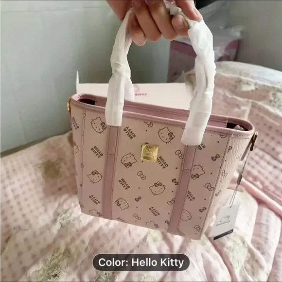 Hello Kitty Blush Pink Satchel - Picture 2 of 6